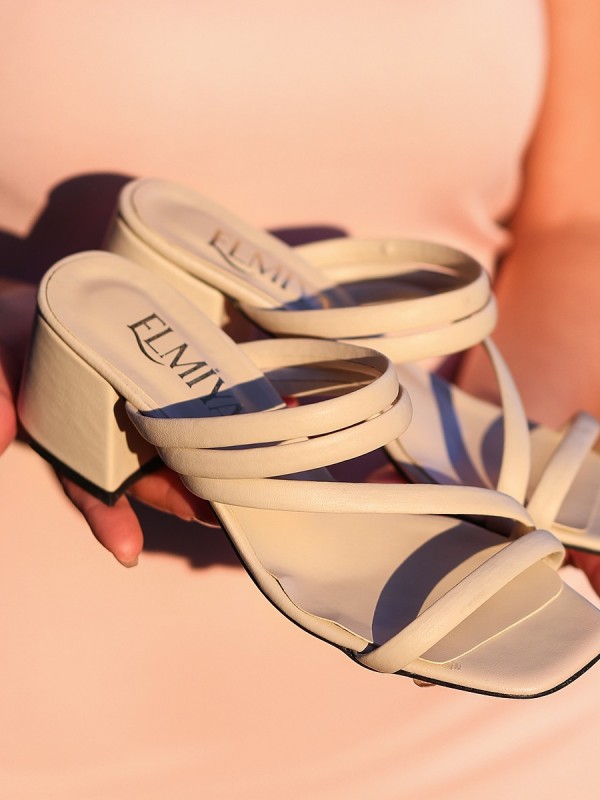 Poyte Ten Cilt Topuklu Terlik Poyte Ten Cilt Topuklu Terlik