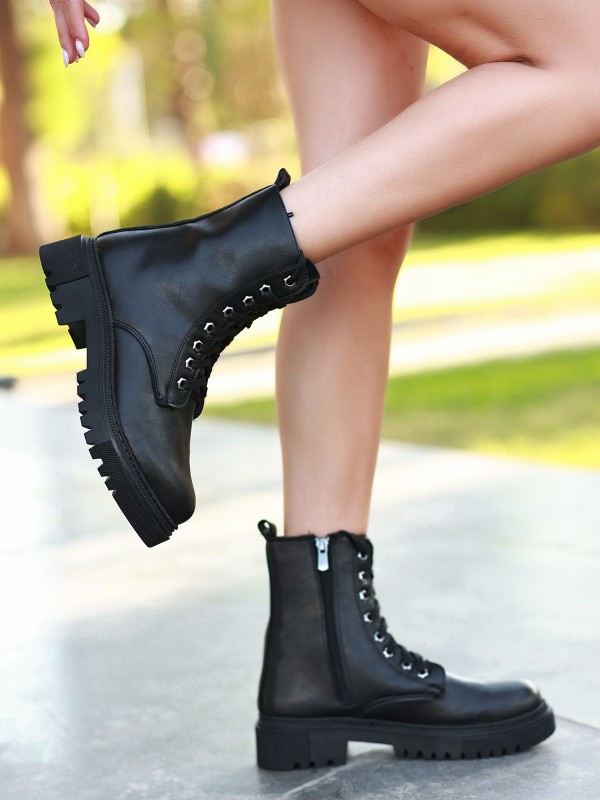 Bria  Siyah Cilt Bağcıklı Bot