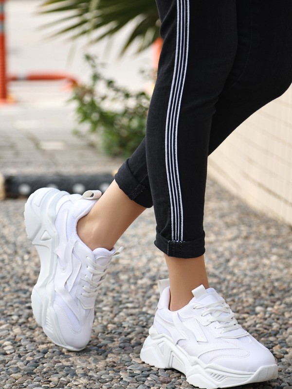 Dica Beyaz Cilt Bağcıklı Spor Ayakkabı