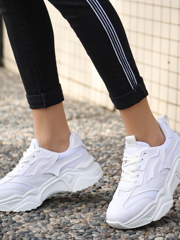 Dica Beyaz Cilt Bağcıklı Spor Ayakkabı