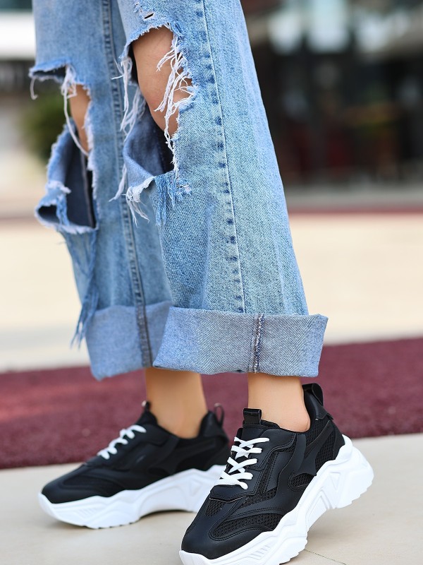 Dica Siyah Cilt Beyaz Tabanlı Bağcıklı Spor Ayakkabı