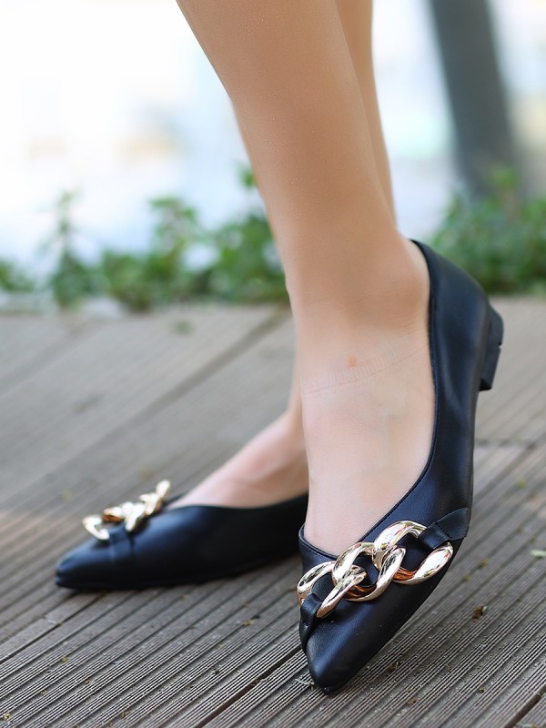 Popi Siyah Cilt Zincirli Babet Ayakkabı Popi Siyah Cilt Zincirli Babet Ayakkabı