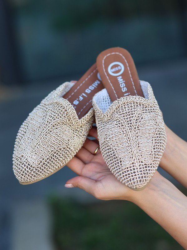 Osse Krem Örgülü Terlik