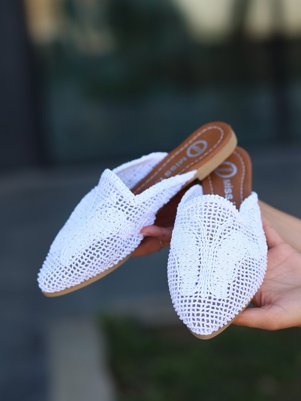 Osse Beyaz Örgülü Terlik Osse Beyaz Örgülü Terlik