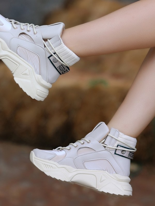 Nolli Ten Cilt Bağcıklı Bot