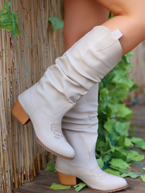 Cayla Bej Cilt Topuklu Çizme