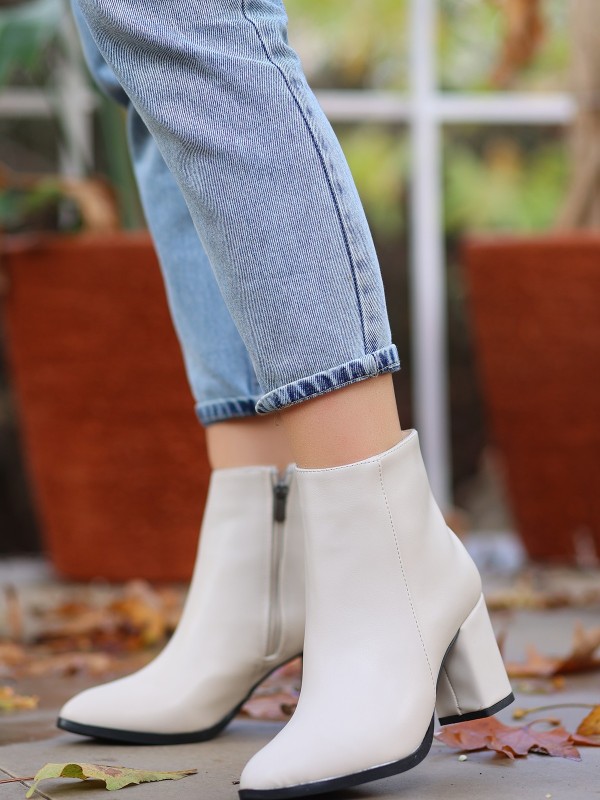 Biya Bej Cilt Topuklu Bot