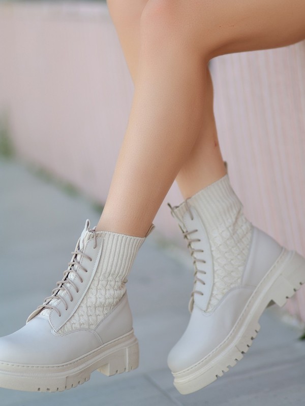 Utag Bej Cilt Bağcıklı Bot