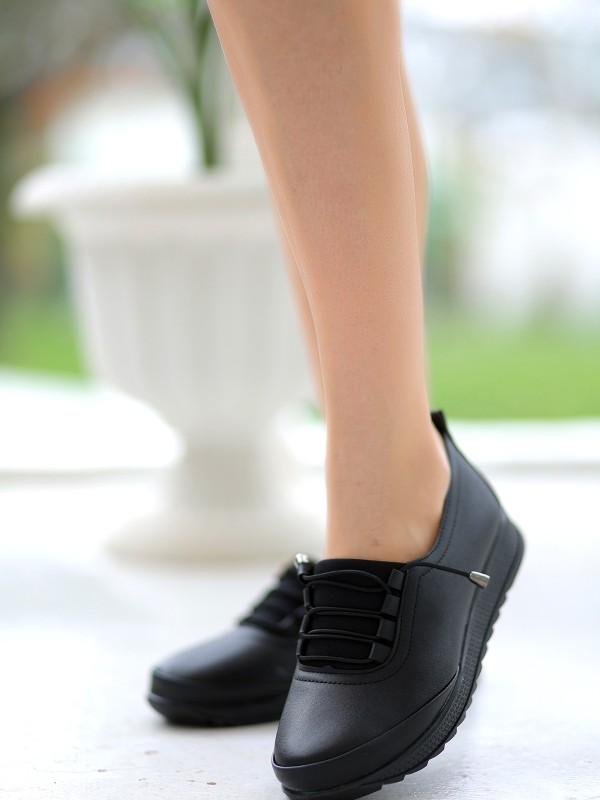 Alva Siyah Cilt Spor Ayakkabı