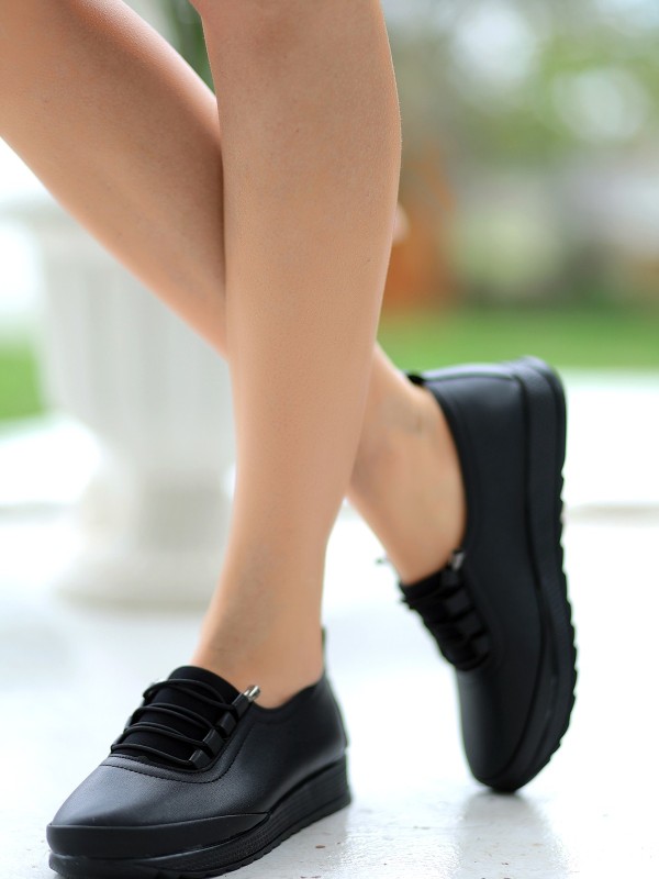 Alva Siyah Cilt Spor Ayakkabı