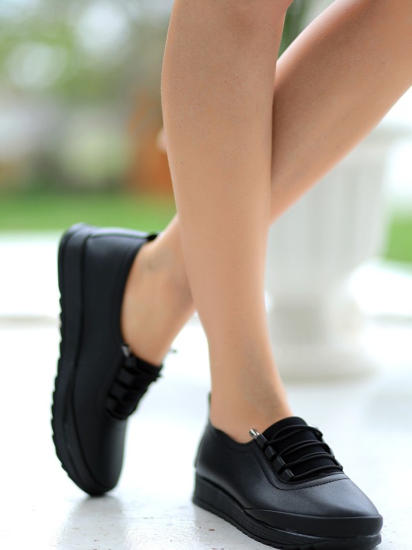 Alva Siyah Cilt Spor Ayakkabı