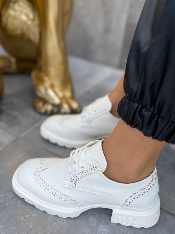 Soer Beyaz Cilt Bağcıklı Oxford Ayakkabı