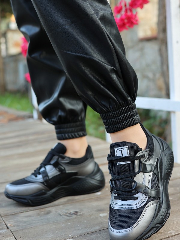 Wiole Gri Cilt Bağcıklı Spor Ayakkabı