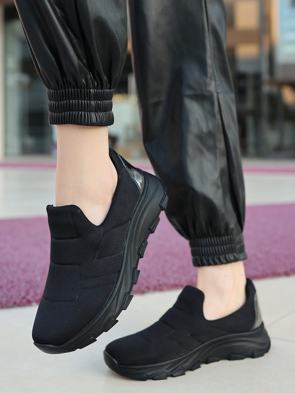 Krista Siyah Streç Siyah Tabanlı Spor Ayakkabı