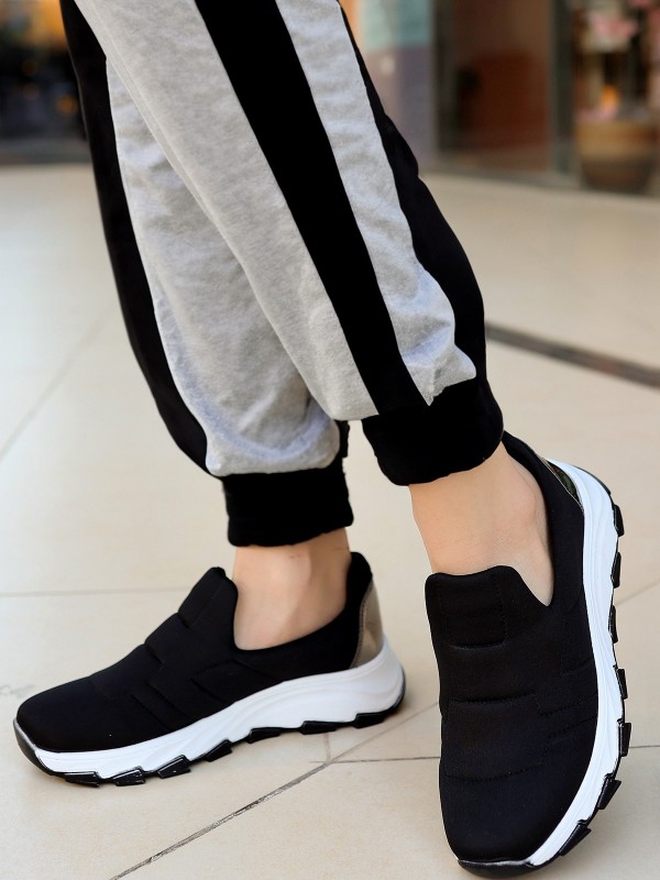 Krista Siyah Streç Spor Ayakkabı Krista Siyah Streç Spor Ayakkabı