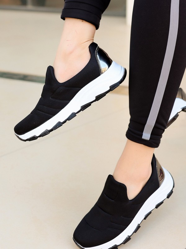 Krista Siyah Streç Spor Ayakkabı Krista Siyah Streç Spor Ayakkabı