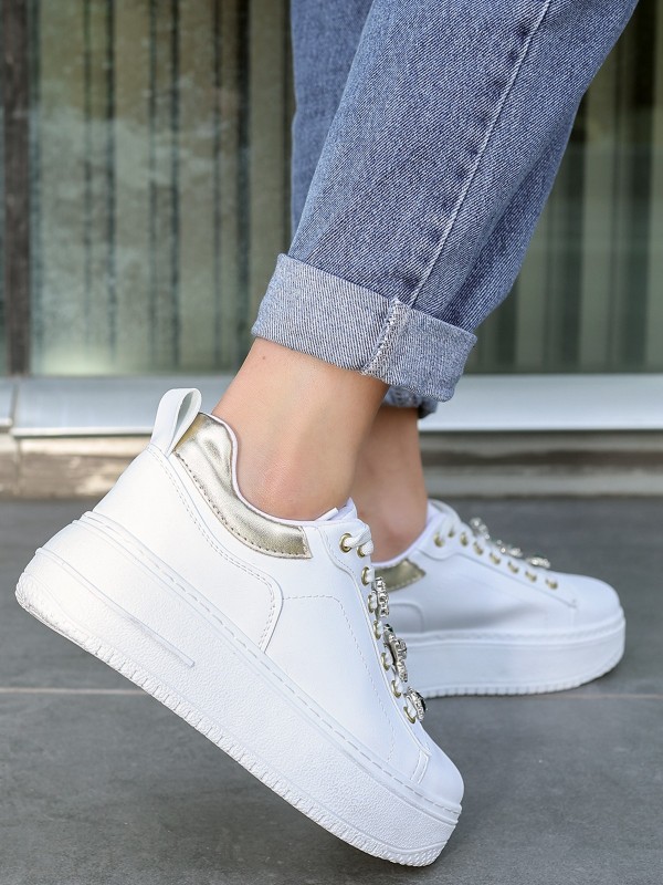 Tenya Beyaz Cilt Taşlı Bağcıklı Spor Ayakkabı