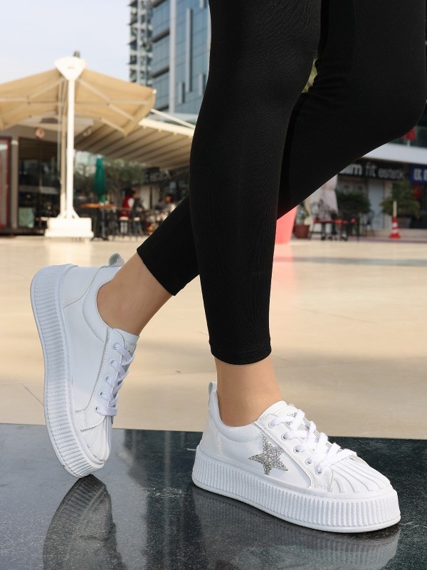 Piata Beyaz Cilt Bağcıklı Spor Ayakkabı