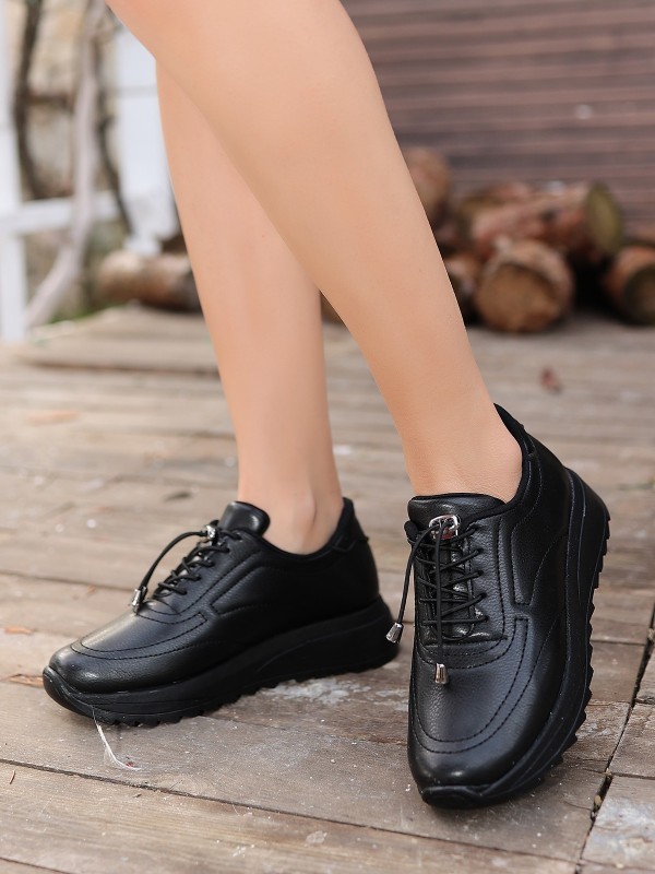 Romy Siyah Cilt  Bağcıklı Spor Ayakkabı