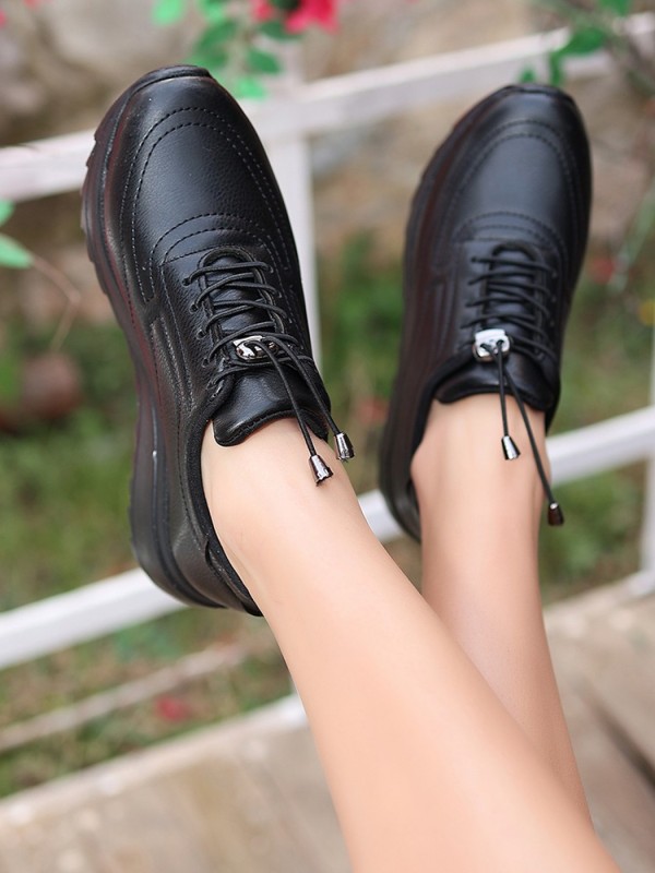 Romy Siyah Cilt  Bağcıklı Spor Ayakkabı