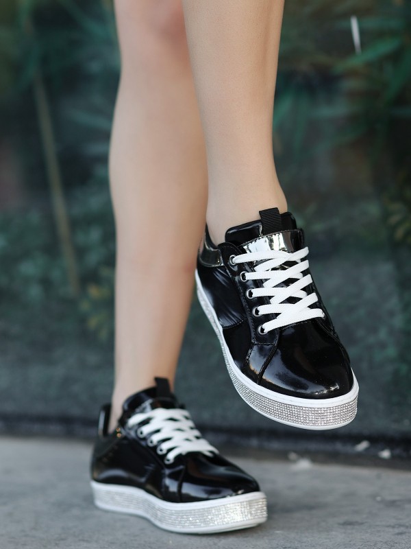 Jeja Siyah Rugan Bağcıklı Spor Ayakkabı