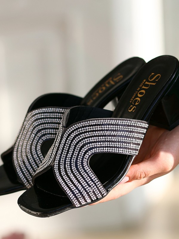 Lindo Siyah Cilt Topuklu Terlik