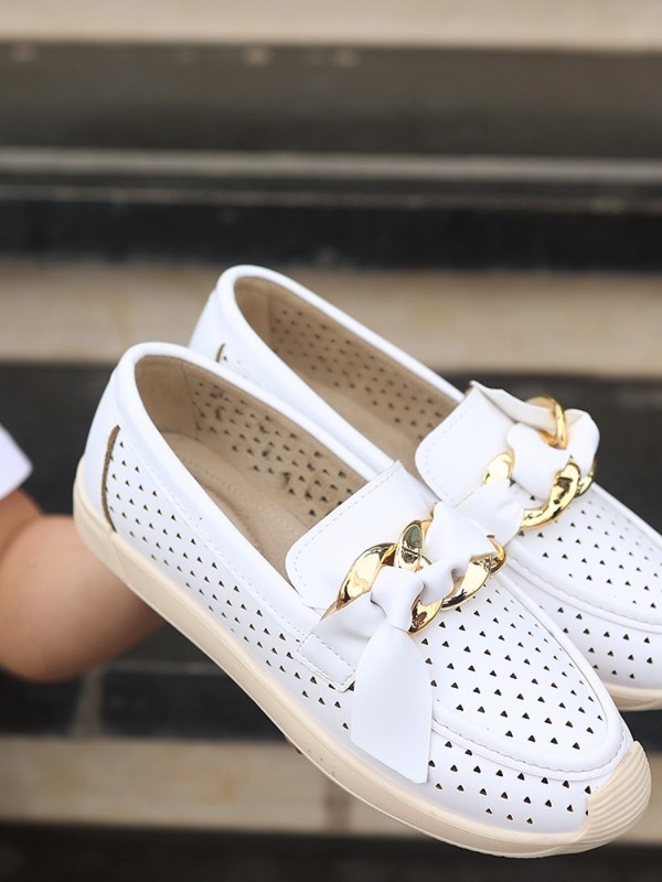 Riwan Beyaz Cilt Babet Ayakkabı Riwan Beyaz Cilt Babet Ayakkabı