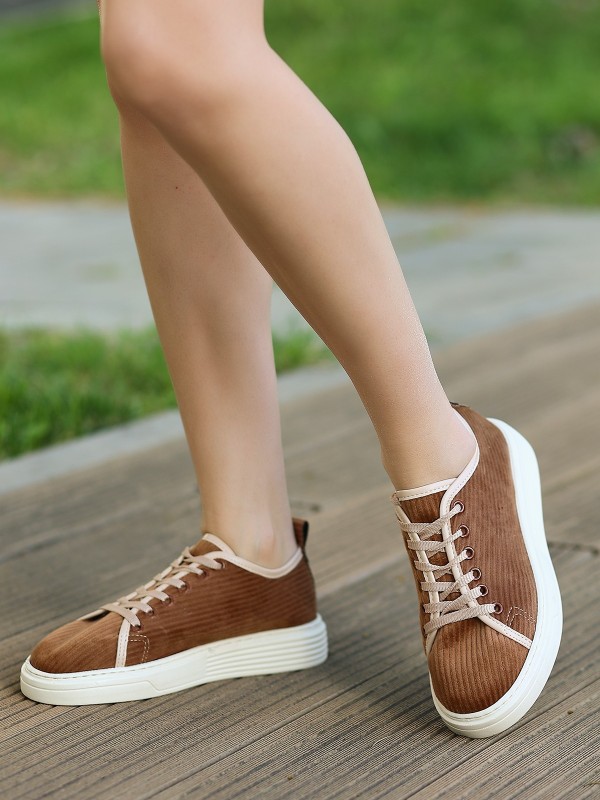 Aprel Taba Kadife Bağcıklı Spor Ayakkabı