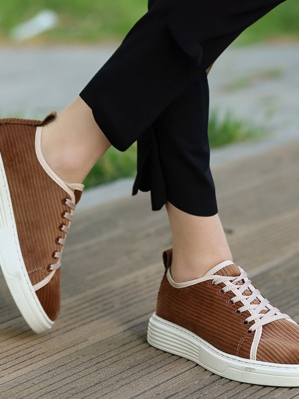 Aprel Taba Kadife Bağcıklı Spor Ayakkabı