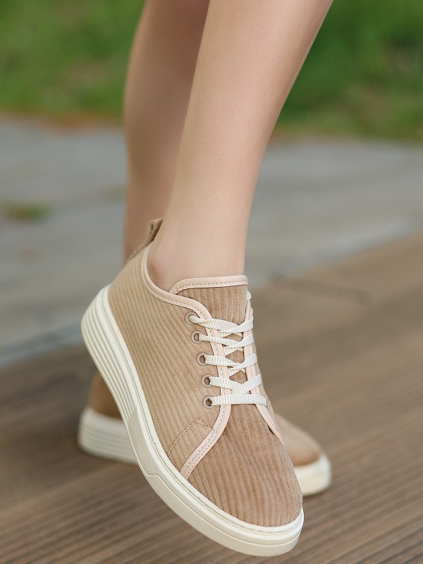 Aprel Nude Kadife Bağcıklı Spor Ayakkabı