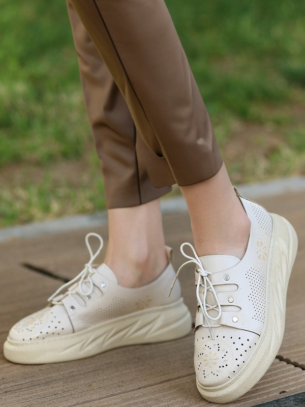 Down Bej Cilt Bağcıklı Spor Ayakkabı