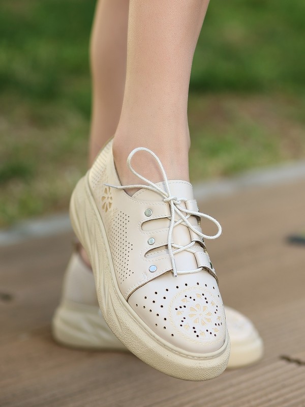 Down Bej Cilt Bağcıklı Spor Ayakkabı