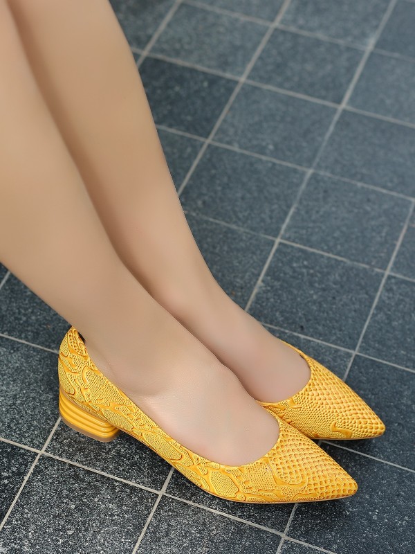 Woent Sarı Rugan Topuklu Ayakkabı