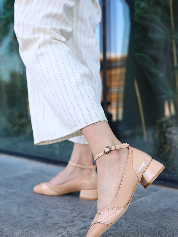 Yanne Krem Cilt Topuklu Ayakkabı